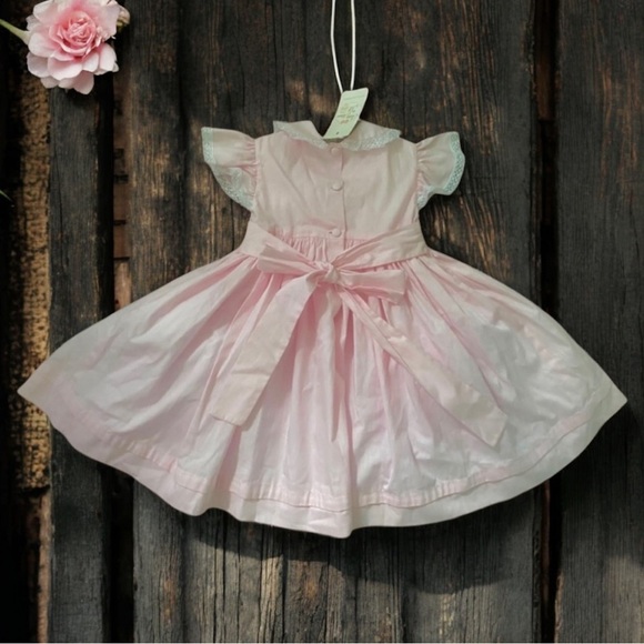 NWT Artesemimos Smocked Poofy Dress-SEE MEASUREMENTS - Picture 2 of 16